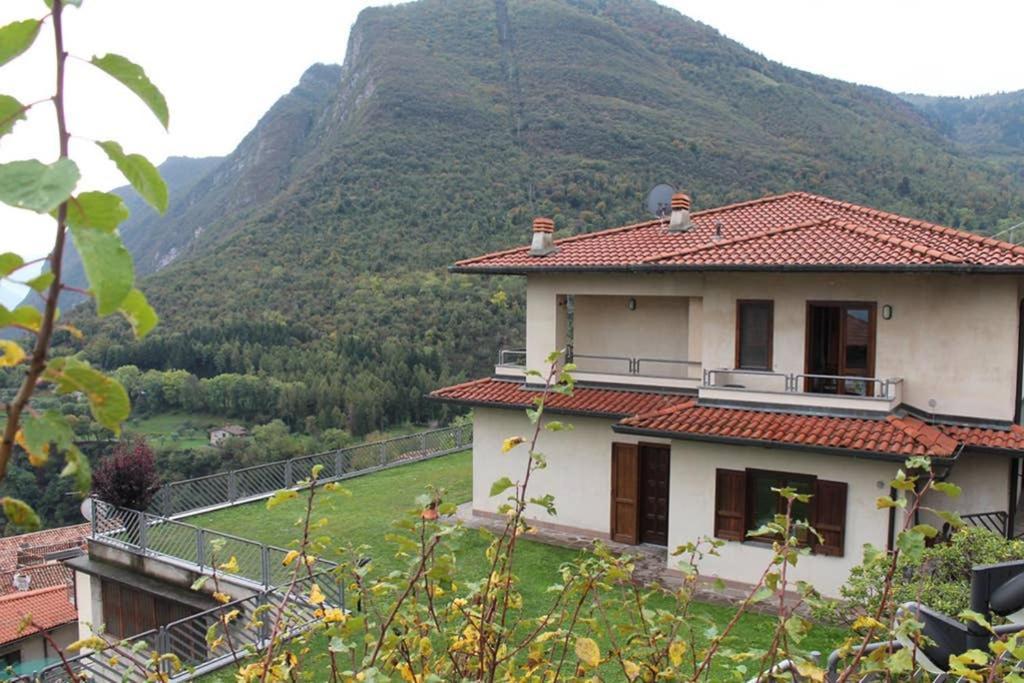 Cozy House On Iseo Lake Fonteno Bagian luar foto